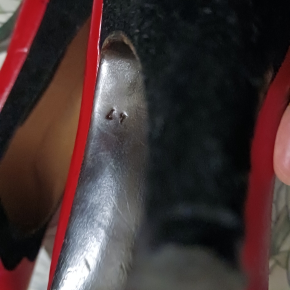 MAUD FRIZON Red and Black Heels - Picture 8 of 8